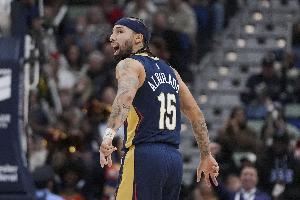 米西：训练营至今喷垃圾话最凶的是阿尔瓦拉多 他就没停过