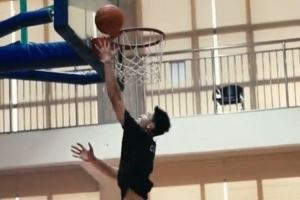 渐入佳境！崔永熙球场康复训练更新 展示节奏变化&丝滑突破