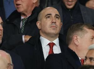 跟队记者：贝拉达、威尔考克斯和维维尔等高层现场观战曼联