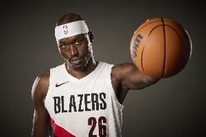 今天不太灵！里斯替补9分钟&3中1仅拿2分 正负值-10