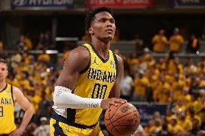 冲击力十足！马瑟林半场6中4拿到11分4篮板