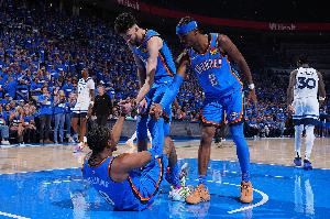 希望上赛季的雷霆如何被记住？SGA：团结的团队 勇于承担责任