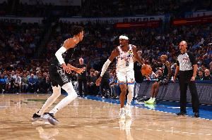 小里弗斯：文班只拿9分太不应该了 SGA&里夫斯光罚球就不止这个数