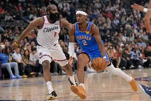 亚历山大谈球队适应能力:球员努力&教练教导&管理层会招人